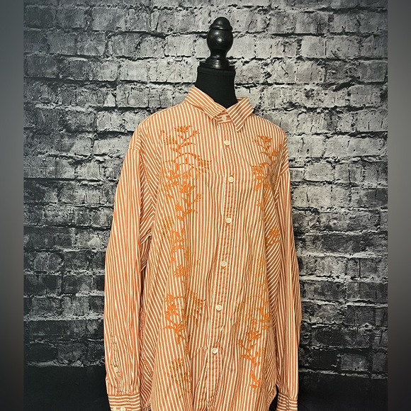 Indigo Palms Shirt - Picture 6 of 7